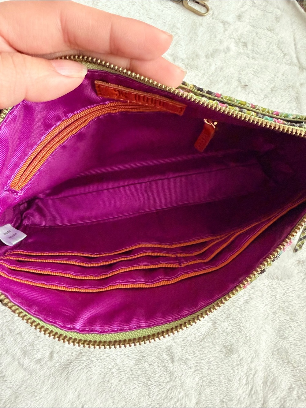 HOBO Darcy Green and Pink Geo Diamond Genuine Leather Crossbody - Picture 7 of 13
